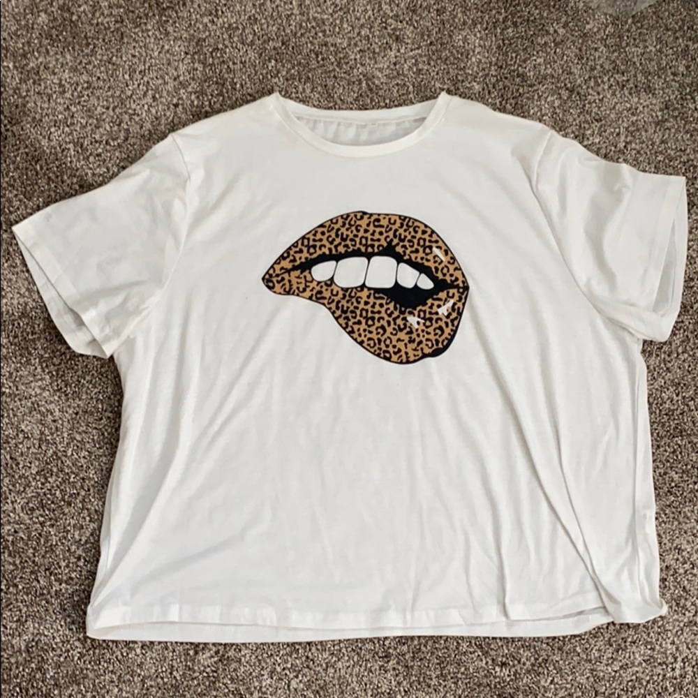 Shein 4XL cheetah lip T-shirt